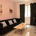 Amazing 4Bdr Apartment - Port & Beach Tlv